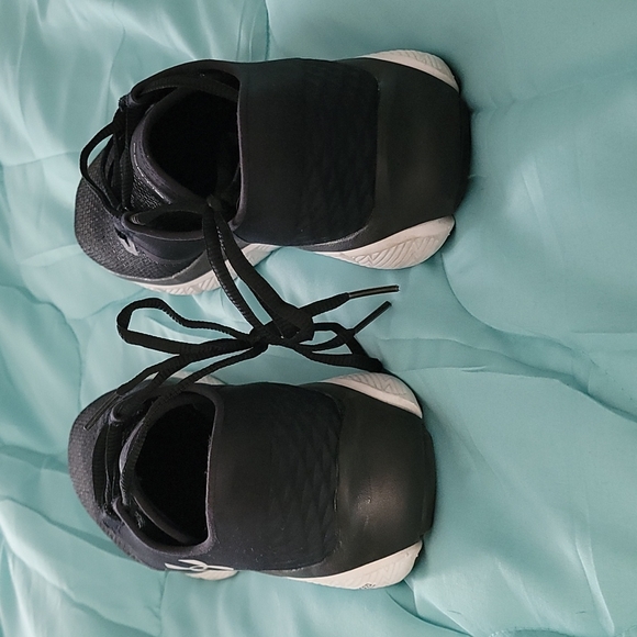 Under Armour Fortis 2 - Picture 3 of 8